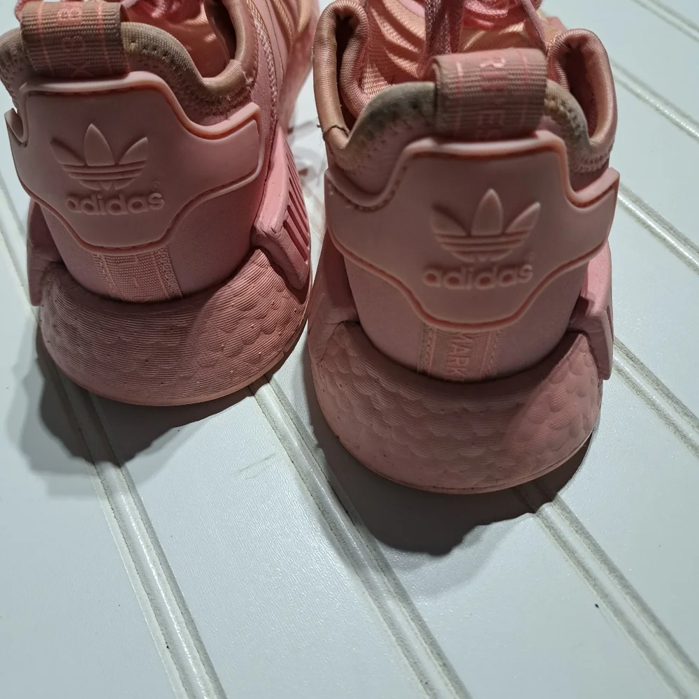 Adidas  NMD R1 - Picture 3 of 13